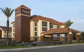 La Quinta Inn And Suites Fresno Riverpark